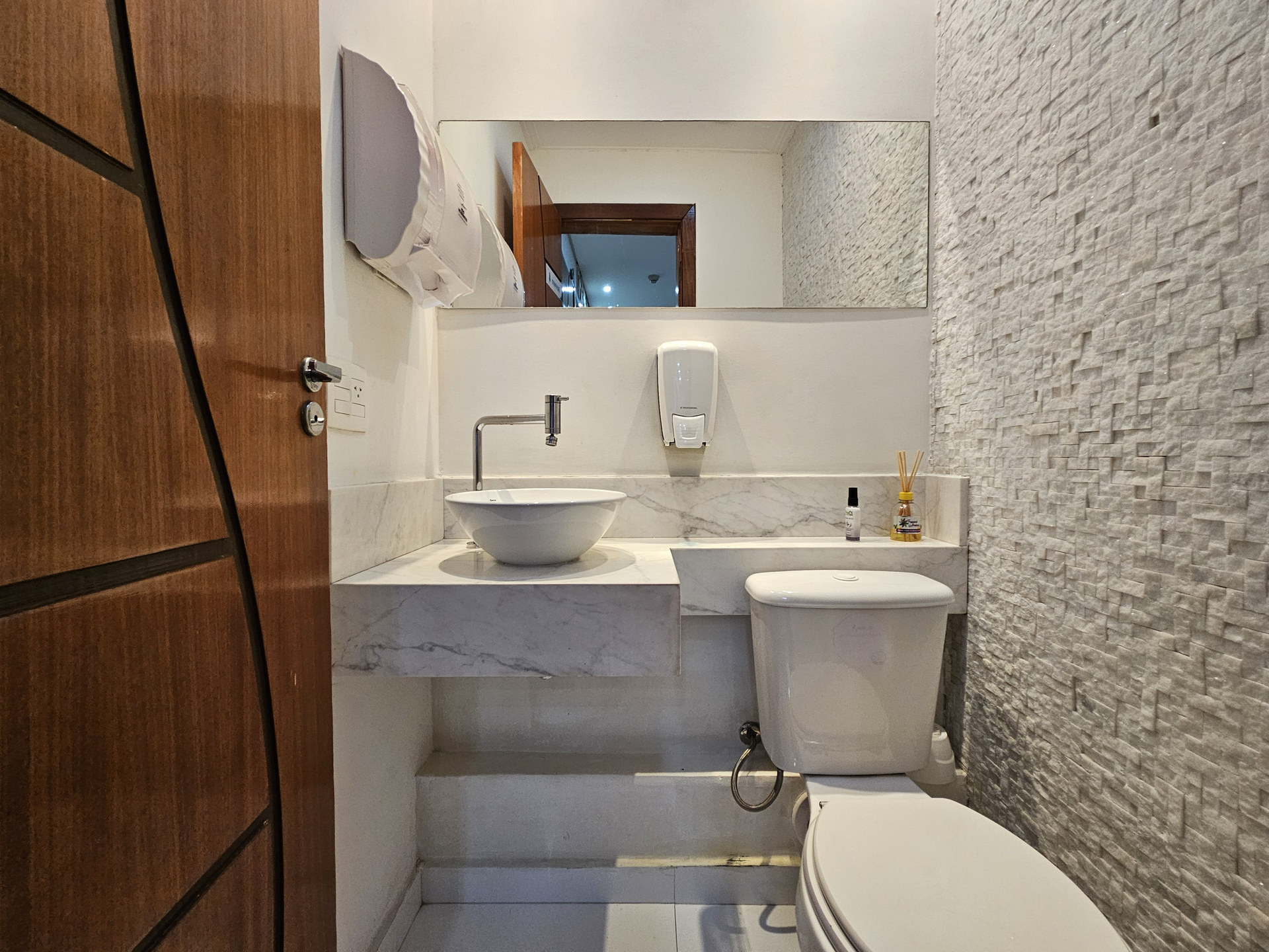Exclusividade em Moema: Conjunto de 151m², 5 Salas e 4 Vagas - foto 6