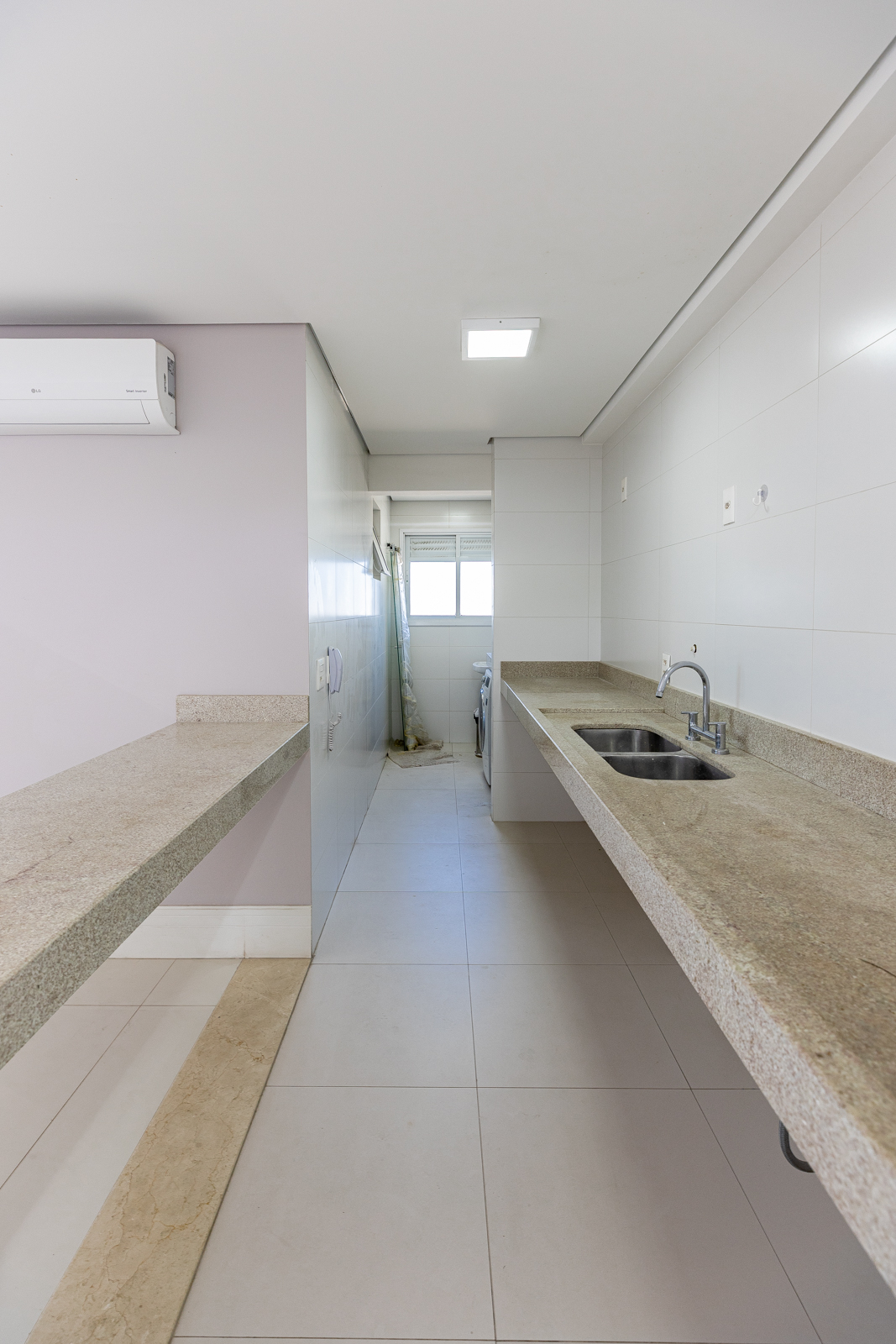 Apartamento a venda com 2 quartos, 1 suíte , 58m² , 2 vagas - foto 6